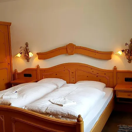 Hotel Amadeus Zillertal Tirol *