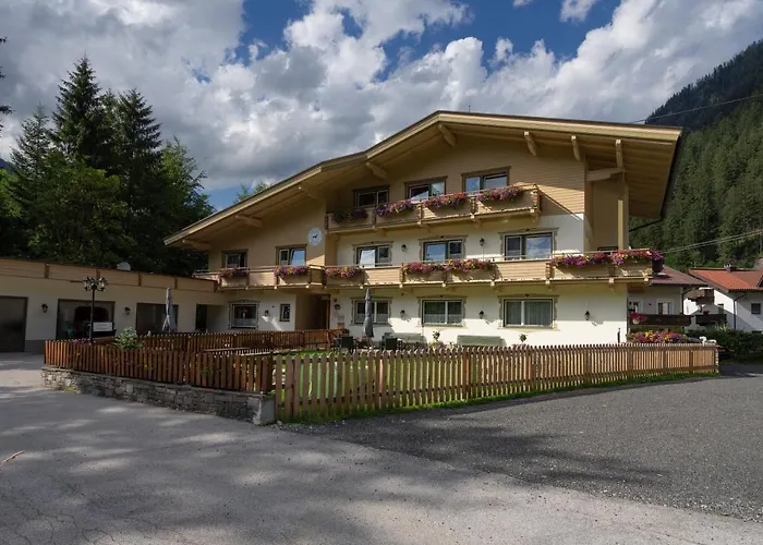 Amadeus Zillertal Tirol Mayrhofen