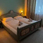 Amadeus Zillertal Tirol 호텔 메이른호픈