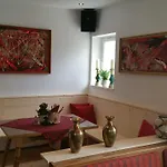 Amadeus Zillertal Tirol 호텔 *