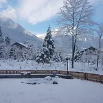 호텔 Amadeus Zillertal Tirol *
