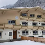 Amadeus Zillertal Tirol * 메이른호픈