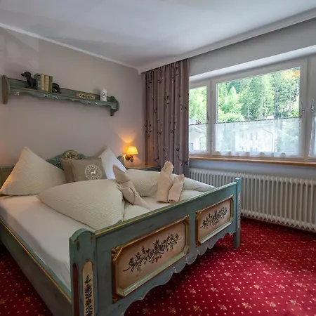 Amadeus Zillertal Tirol * مايرهوفن