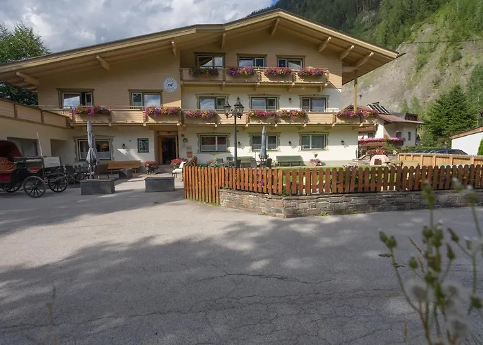 Amadeus Zillertal Tirol *